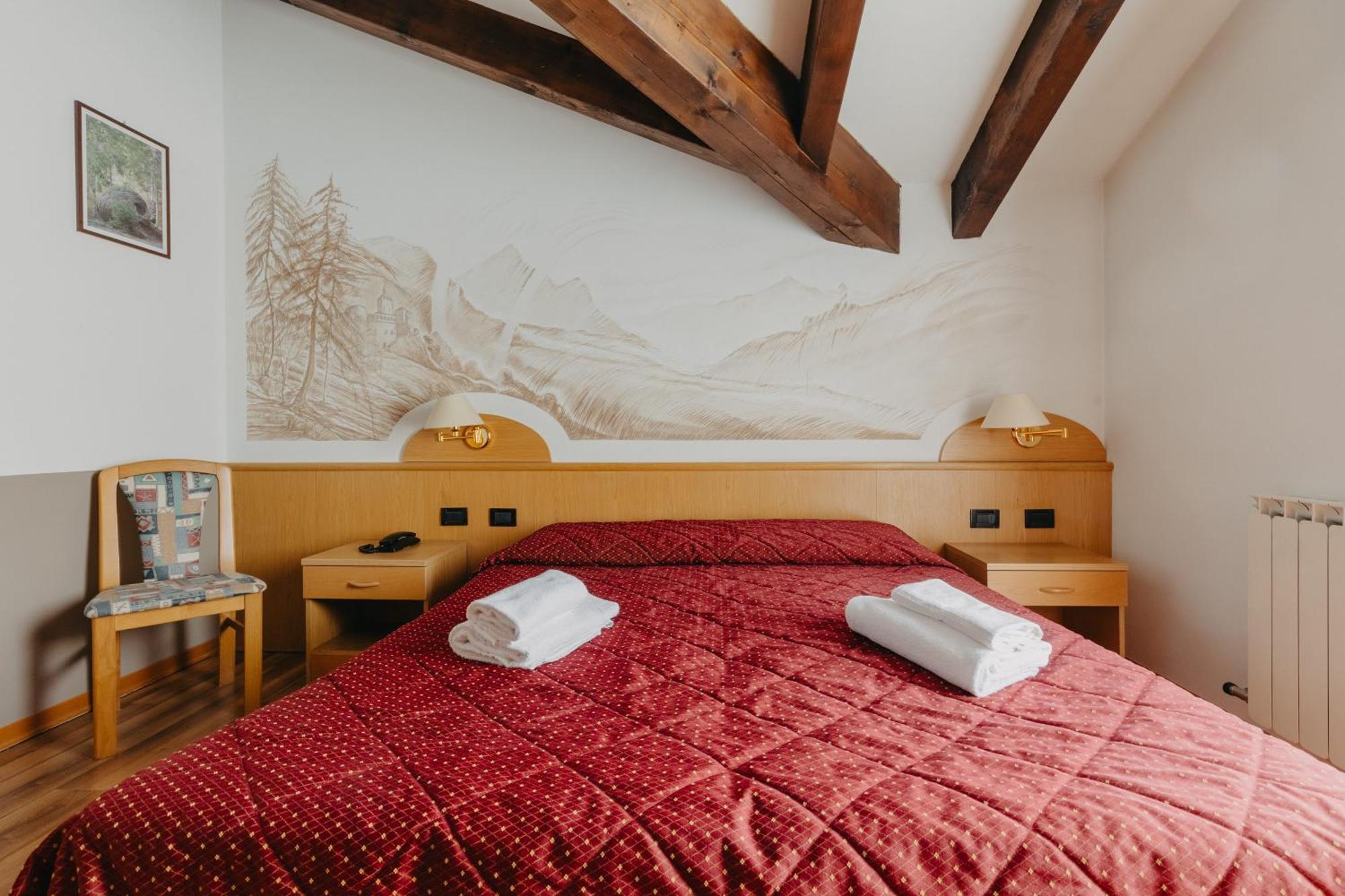 Hotel Spera Strigno Esterno foto