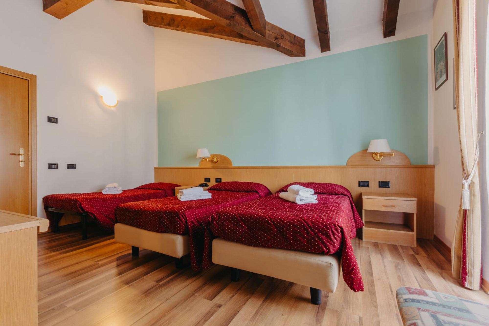 Hotel Spera Strigno Esterno foto
