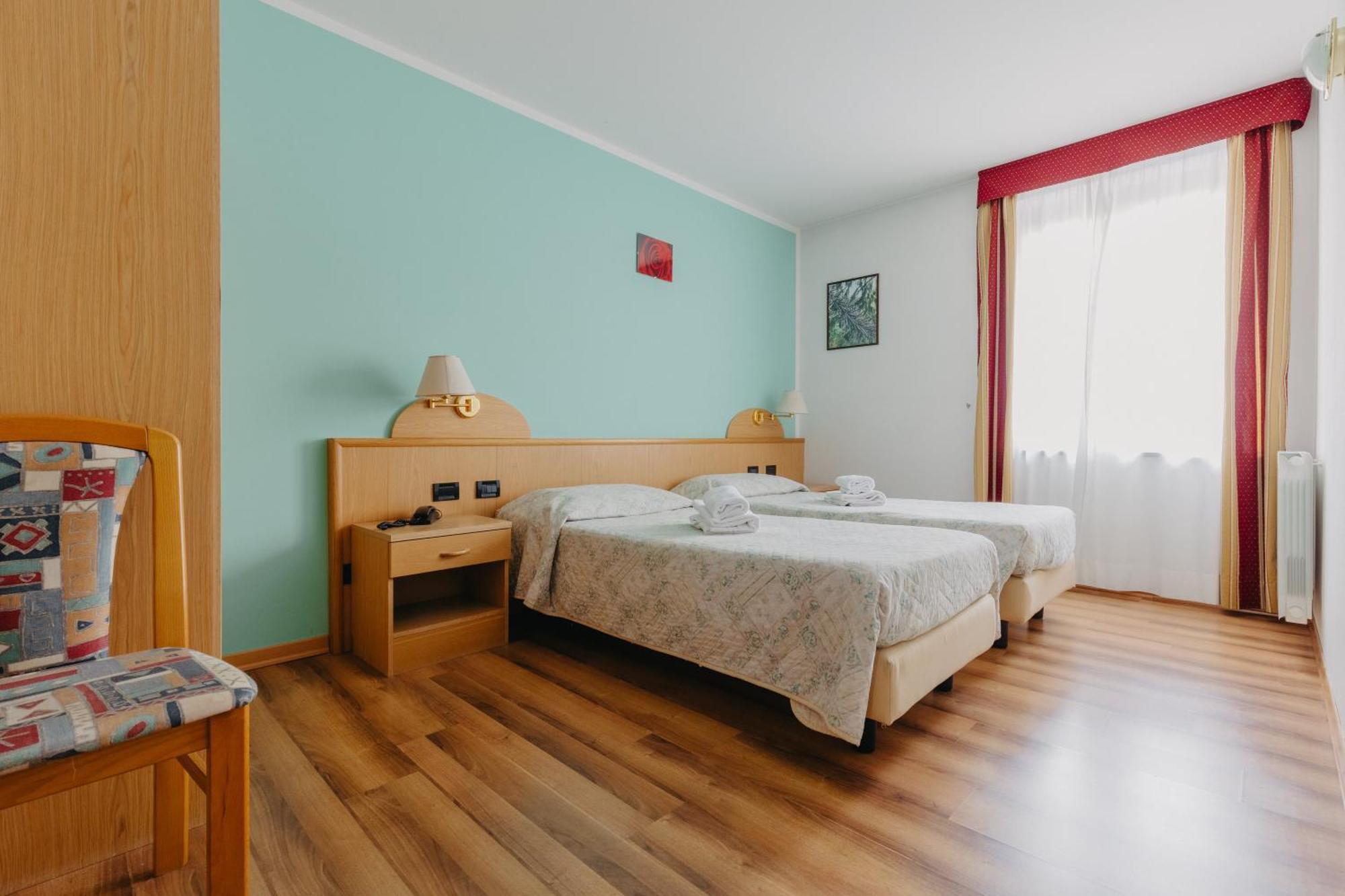 Hotel Spera Strigno Esterno foto