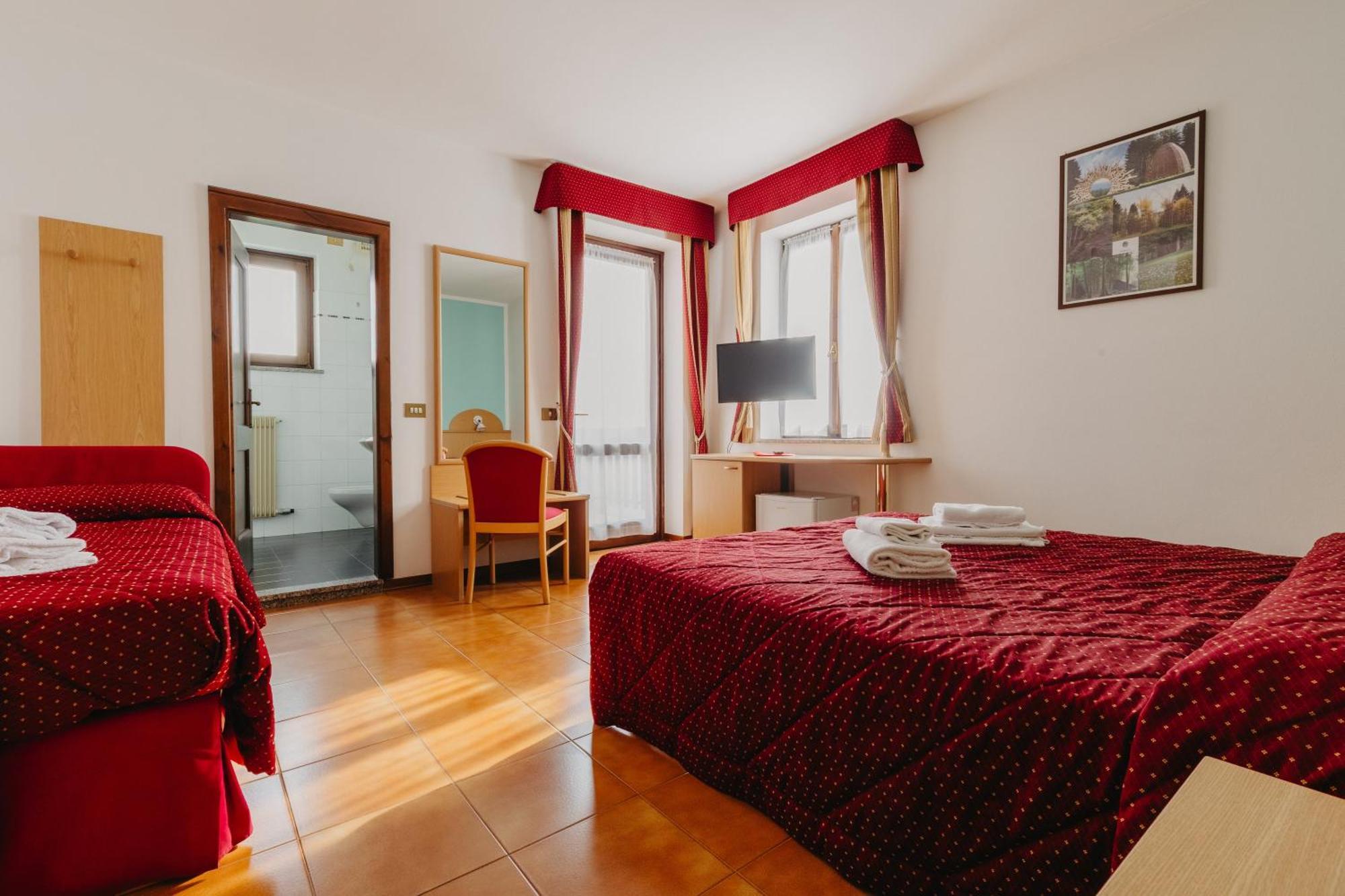 Hotel Spera Strigno Esterno foto